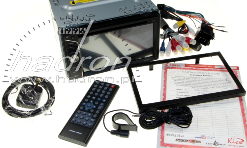 Kompletacja stacji multimedialnej Phantom AVX2057 Bogata kompletacja stacji multimedialnej 2DIN Phantom AVX-2057
